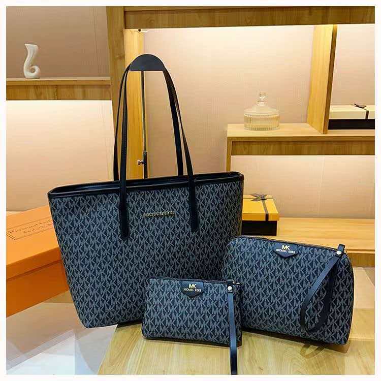 Women'S Tote Bags Michael Kors - حقيبة مايكل كورس جيت سيت للسفر