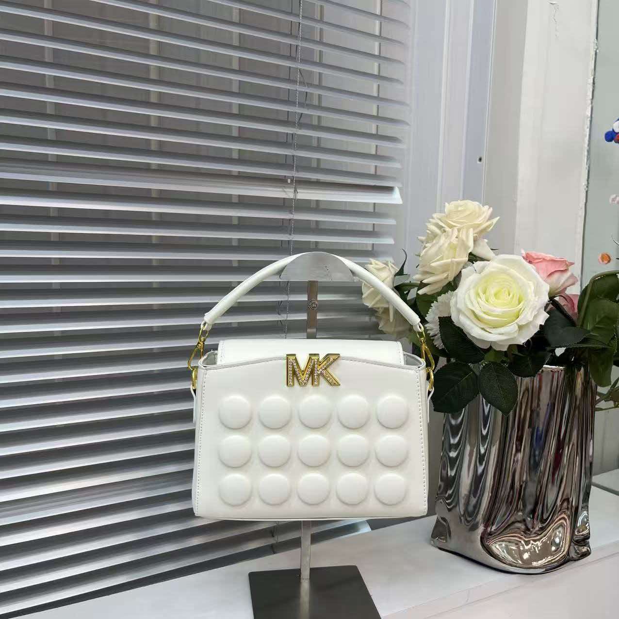 Women'S Tote Bags Michael Kors - حقيبة يد نسائية فاخرة من مايكل
