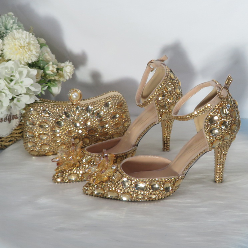 أحذية زفاف جديدة من الكريستال  - مراجعة Women Bags Golden وسعره