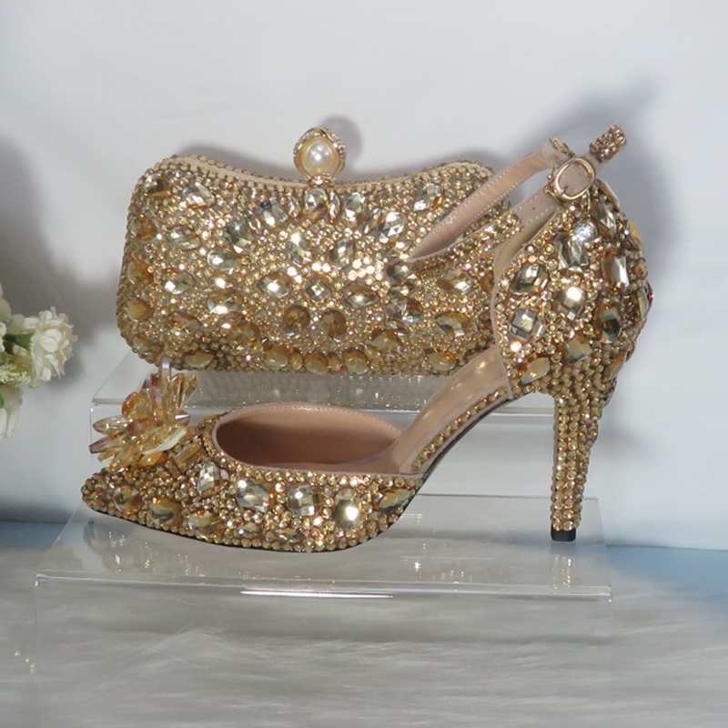 أحذية زفاف جديدة من الكريستال  - مراجعة Women Bags Golden وسعره