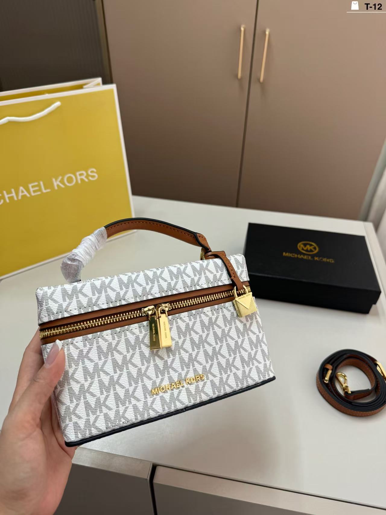 حقيبة يد نسائية عالية الجودة م - مراجعة Women'S Tote Bags Michael Kors وسعره