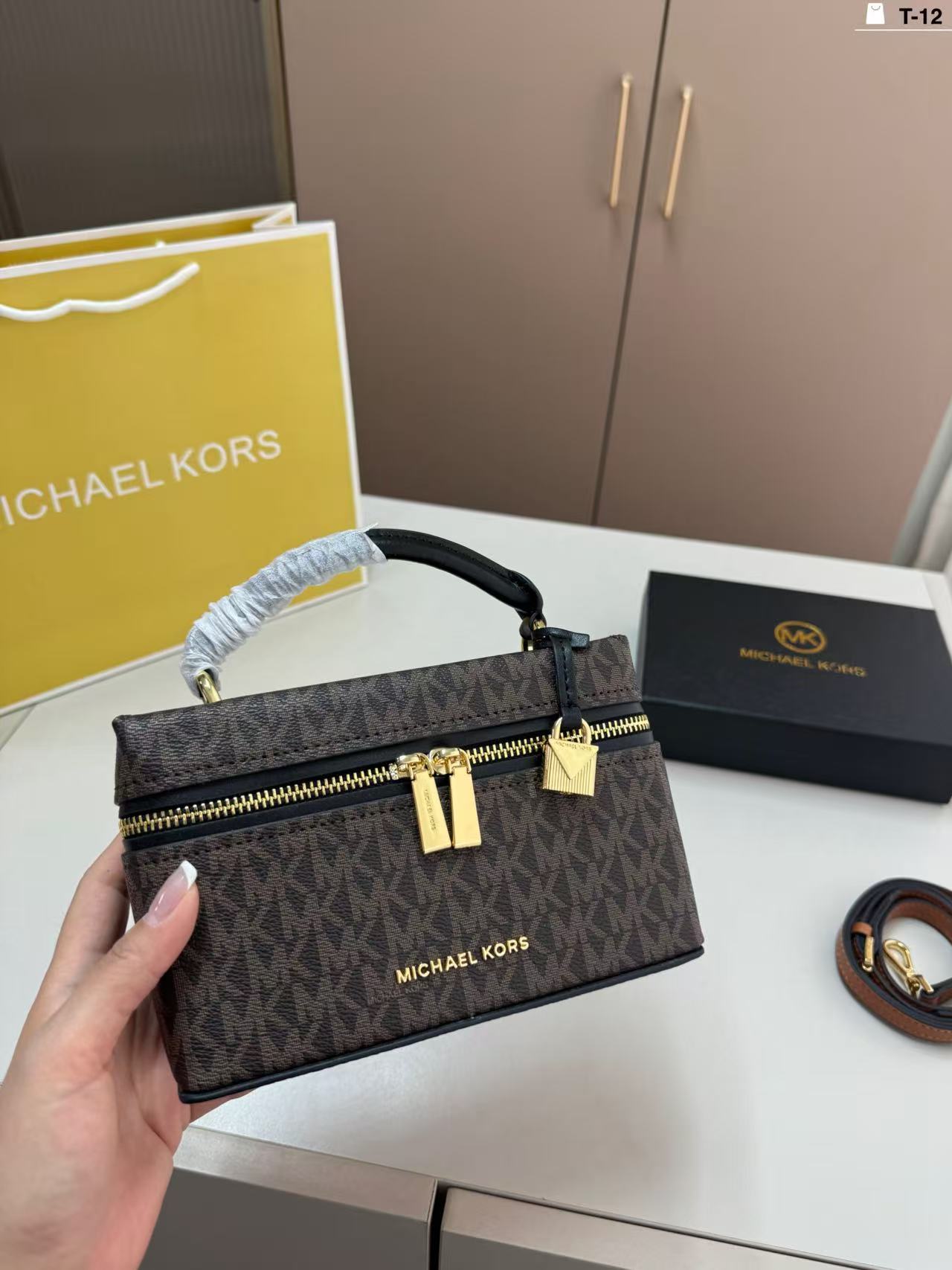 حقيبة يد نسائية عالية الجودة م - مراجعة Women'S Tote Bags Michael Kors وسعره