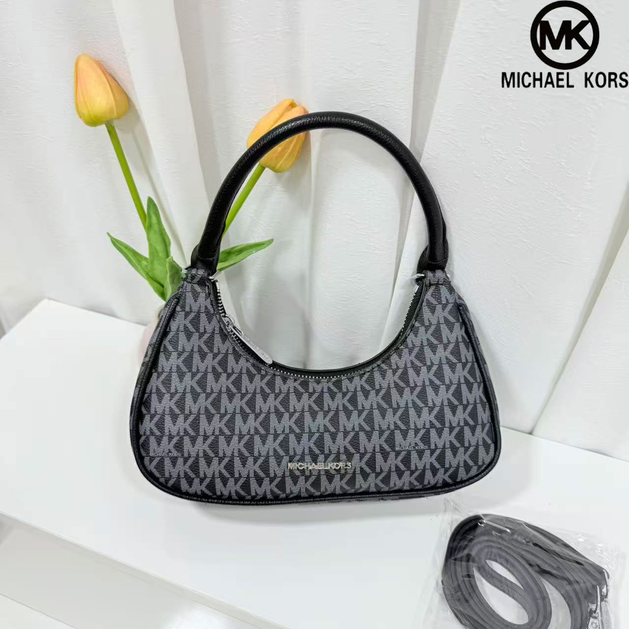 تصميم جديد تمامًا من مايكل كور - مراجعة Women'S Tote Bags Michael Kors وسعره
