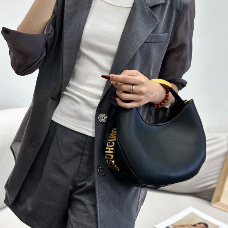 حقيبة نسائية نصف دائرية ذهبية  - مراجعة Women Bags Golden وسعره