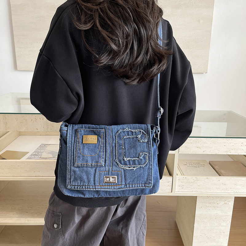 حقيبة كروس بودي نسائية من الدن - مراجعة Women Bags Jeans وسعره