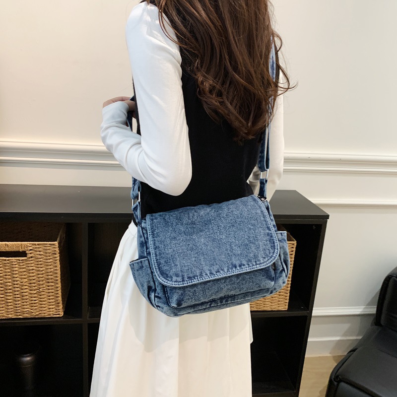 حقيبة ماسنجر نسائية من الدنيم  - مراجعة Women Bags Jeans وسعره