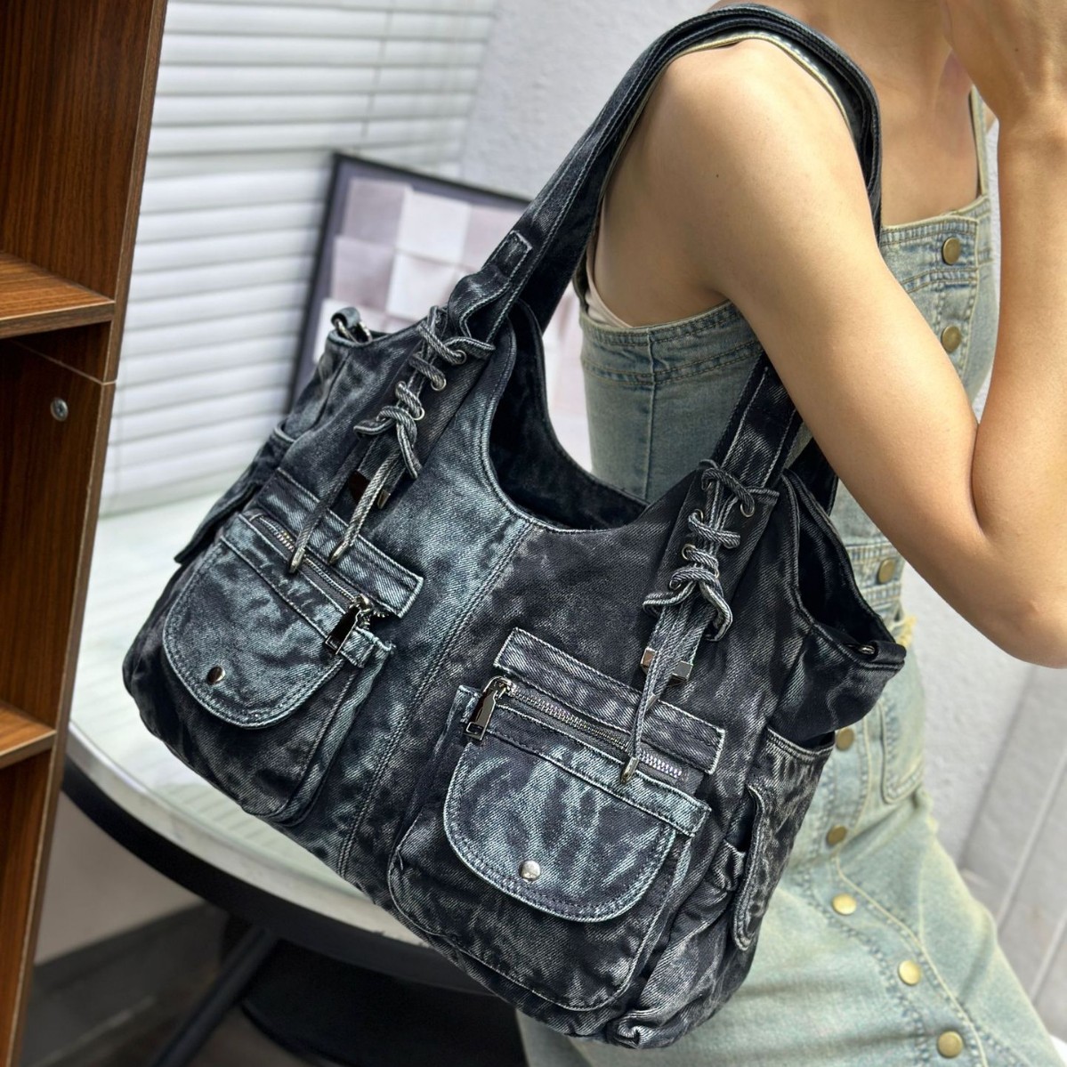 حقيبة نسائية من قماش الدنيم Y2 - مراجعة Women Bags Jeans وسعره