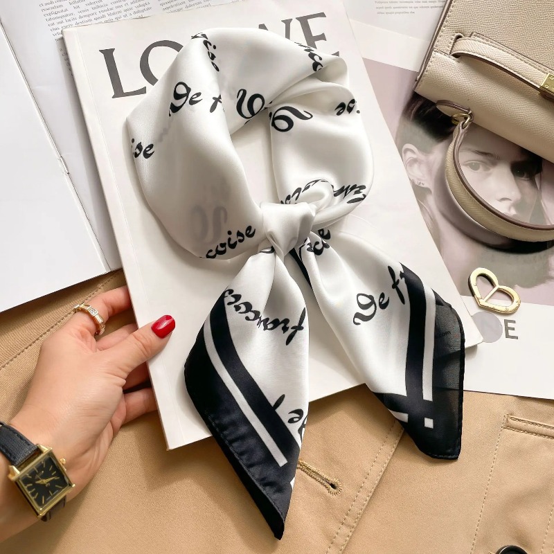 وشاح نسائي فاخر من الحرير السا - مراجعة Women Bags Online وسعره